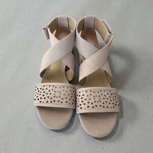 Naturalizer Beige Cutout Heels